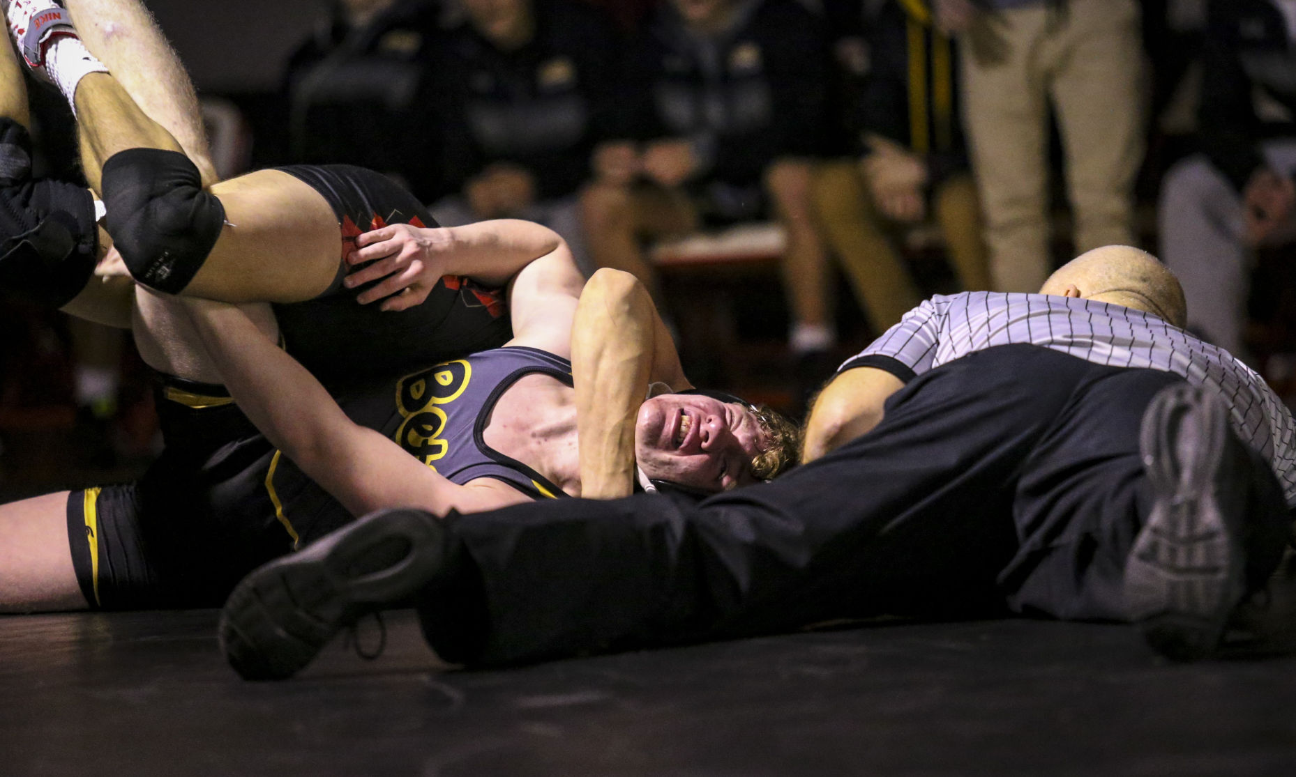 012418-BETTENDORF-ASSUMPTION-WRESTLING-015
